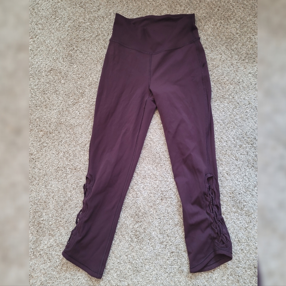 Lululemon crop leggings